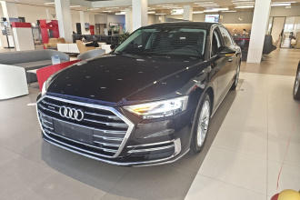 奥迪A8 2022款 A8L 50 TFSI quattro 舒适型典藏版