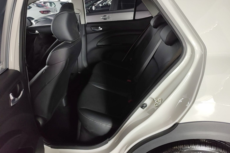 Kia PEGAS фото 16