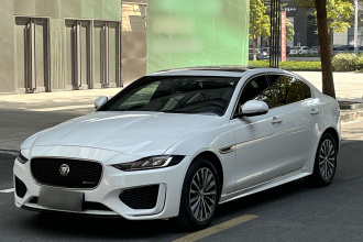 捷豹XEL 2020款 2.0T 200PS R-DYNAMIC 青春运动版