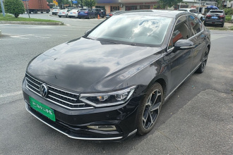 大众 迈腾 2023款 200万辆纪念版 330TSI DSG领先型