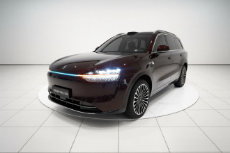 鸿蒙智行 问界M9 2025款 增程 Ultra版 52kWh 5座版 (192线激光雷达）