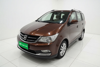 宝骏730 2016款 1.5L 手动舒适型 7座 国V