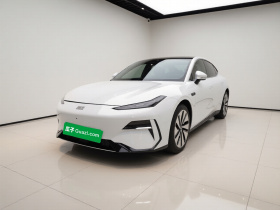 吉利银河 银河E8 2024款 665km 后驱星舰 远航版