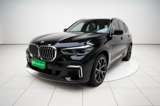 宝马X5 2022款 xDrive 40Li M运动套装