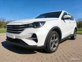 捷途X70M 2020款 改款 1.5T 手动伙伴型 5座