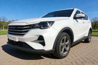 捷途X70M 2020款 改款 1.5T 手动伙伴型 5座