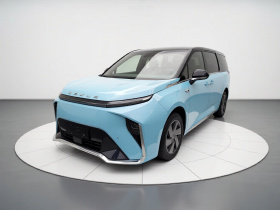 上汽大通MAXUS 大家9 2022款 长续航 高山六座版