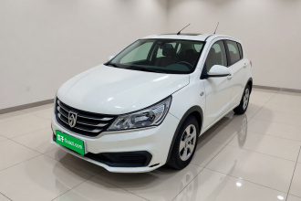 宝骏310 2016款 1.2L 手动舒适型