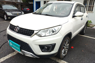 北京汽车 绅宝X35 2016款 1.5L 自动豪华版