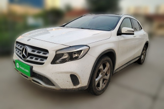 奔驰GLA 2018款 GLA 200 动感型