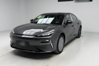 吉利银河 银河星耀8 2025款 130km EM-i 尊享版