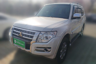 三菱 帕杰罗(进口) 2015款 3.0L 自动精英超越版 国V