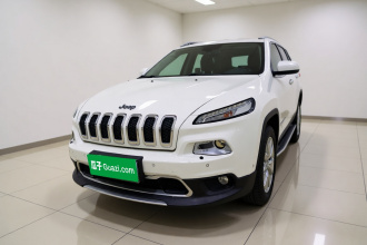 Jeep 自由光 2016款 2.4L 优越版