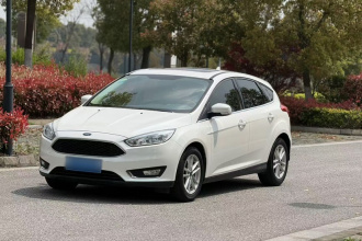 福特 福克斯 2017款 两厢 EcoBoost 180 自动精英型