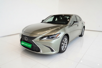 雷克萨斯ES 2020款 300h 卓越版