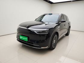 鸿蒙智行 问界M8 2025款 增程 Ultra版 53.4kWh 6座版