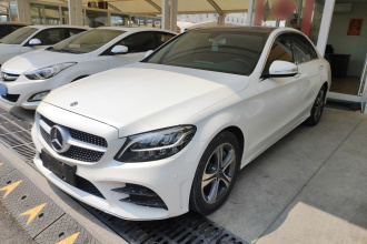 奔驰C级 2019款 C 260 L 运动版