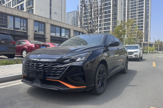 东风风神 奕炫 2023款 马赫版 1.5L 自动追影版