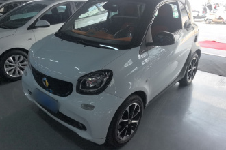 smart fortwo 2015款 1.0L 52千瓦硬顶激情版