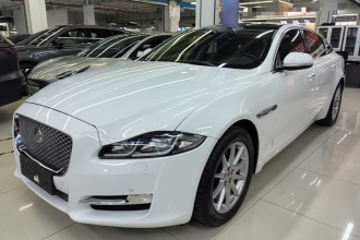 捷豹XJ 2016款 XJL 2.0T 两驱典雅商务版