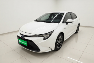 丰田 雷凌 2023款 智能电混双擎 1.8L 领先版