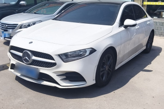 奔驰A级 2020款 改款 A 180 L 运动轿车
