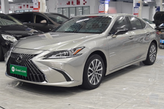 雷克萨斯ES 2021款 200 卓越版
