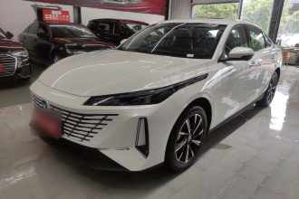 长安 逸动 2025款 蓝鲸 1.5T 500Bar尊贵型