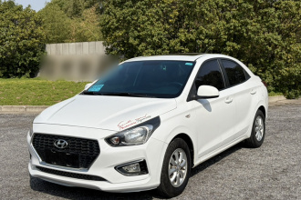 现代 瑞纳 2017款 1.4L 手动焕彩天窗版 国V