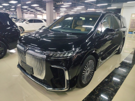 岚图汽车 岚图梦想家 2025款 PHEV 四驱卓越鲲鹏版