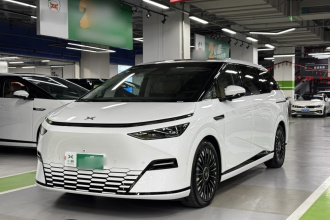 小鹏X9 2025款 纯电 740超长续航 Max