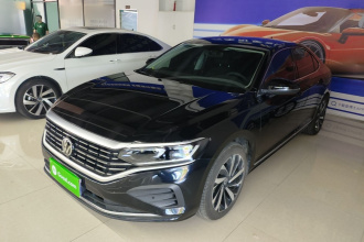 大众 帕萨特 2026款 出众款 380TSI 龙腾版