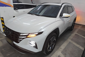 现代 2023款 途胜L 1.5T 自动两驱DLX豪华版