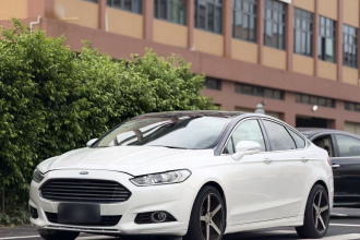 福特 蒙迪欧 2013款 2.0L GTDi200时尚型