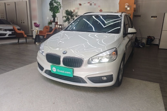 宝马2系多功能旅行车 2015款 218i 领先型