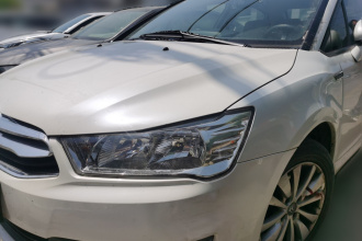 雪铁龙 世嘉 2016款 经典 三厢 1.6L 手动品尚型