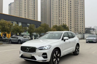 沃尔沃XC60新能源 2025款 插电式混动 长续航四驱智雅豪华版