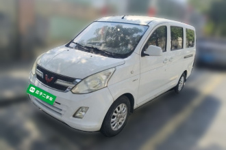 五菱汽车 五菱荣光V 2015款 1.5L标准型