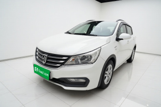 宝骏310 2017款 1.5L 自动时尚型