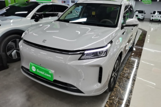 蓝电E5 PLUS 2026款 标准续航 四驱性能版 Ultra
