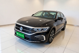 大众 帕萨特 2023款 改款 330TSI 豪华版
