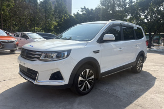 东风风行 风行SX6 2022款 1.6L 手动豪华型