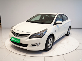 现代 瑞纳 2016款 1.4L 手动智能型GLS