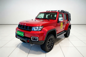 北京越野 北京BJ40 2021款 2.3T 自动四驱刀锋英雄版至尊型