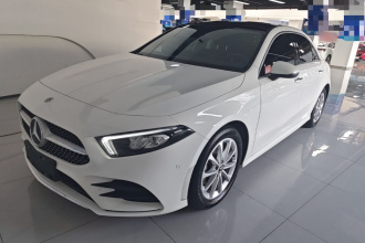 奔驰A级 2022款 A 200 L 运动轿车动感型