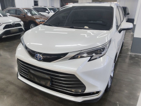 丰田 赛那SIENNA 2021款 2.5L混动 尊贵版
