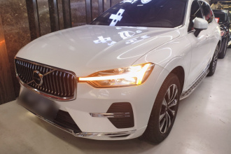 沃尔沃XC60 2024款 B5 四驱智远豪华版