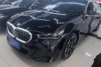 宝马5系 2025款 525Li M运动套装