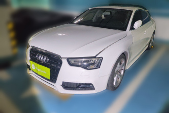 奥迪A5 2016款 改款 Sportback 45 TFSI 舒适型