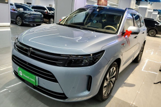 鸿蒙智行 问界M7 2024款 1.5T 智驾四驱Max版 5座